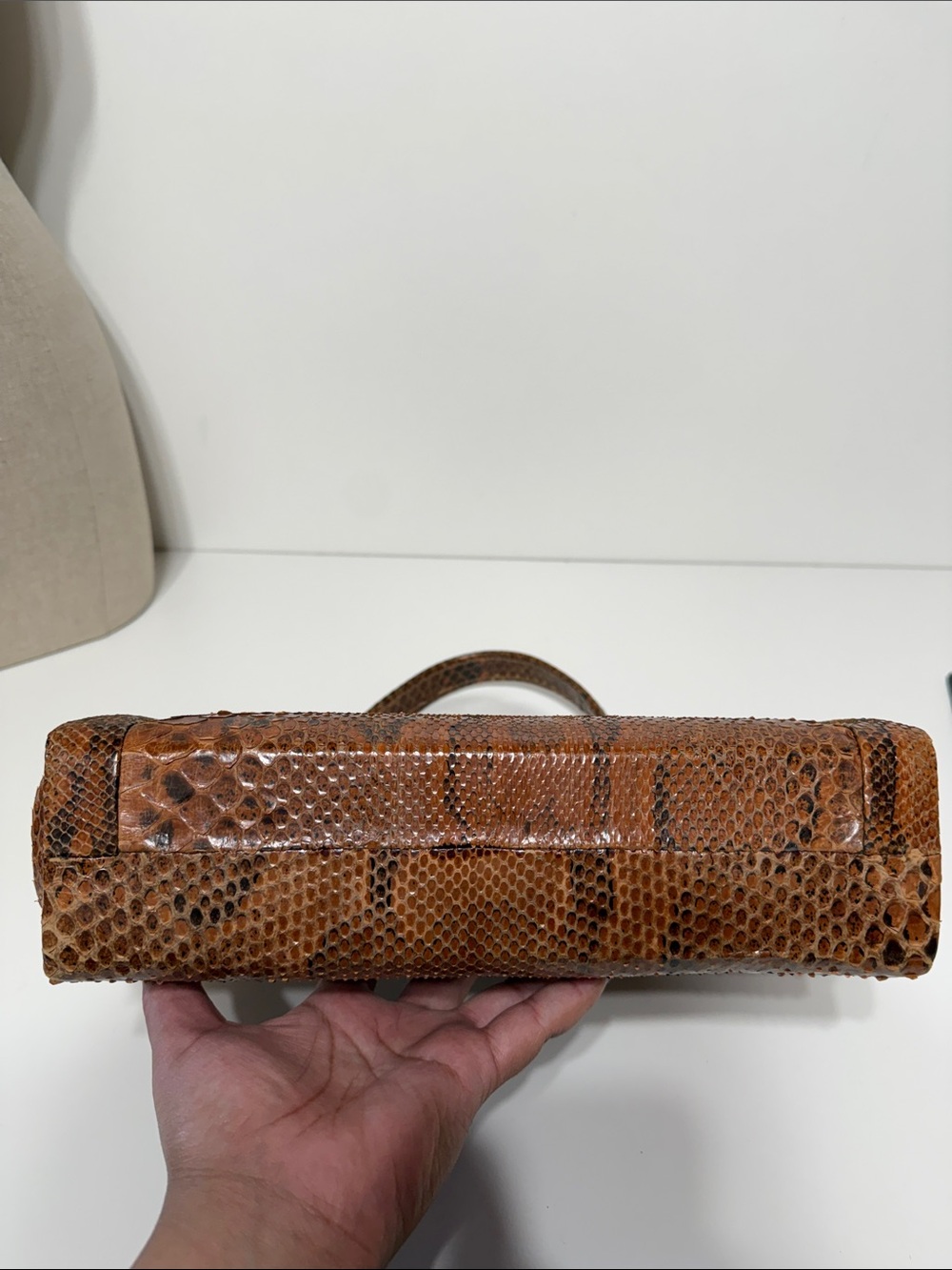 Vintage Brown Snakeskin 1940’s Handbag with Single Handle - Picture 15 of 17